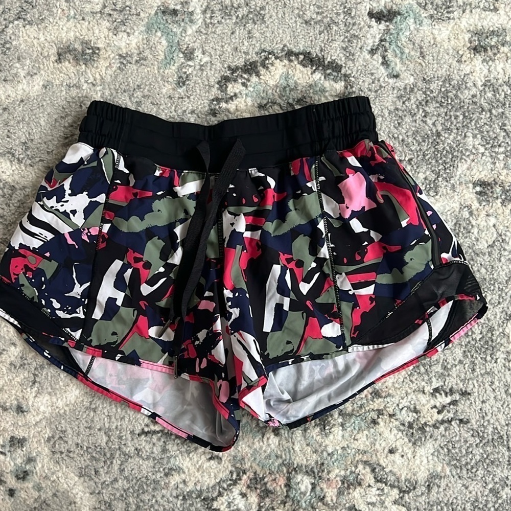 Lululemon hotty hot shorts